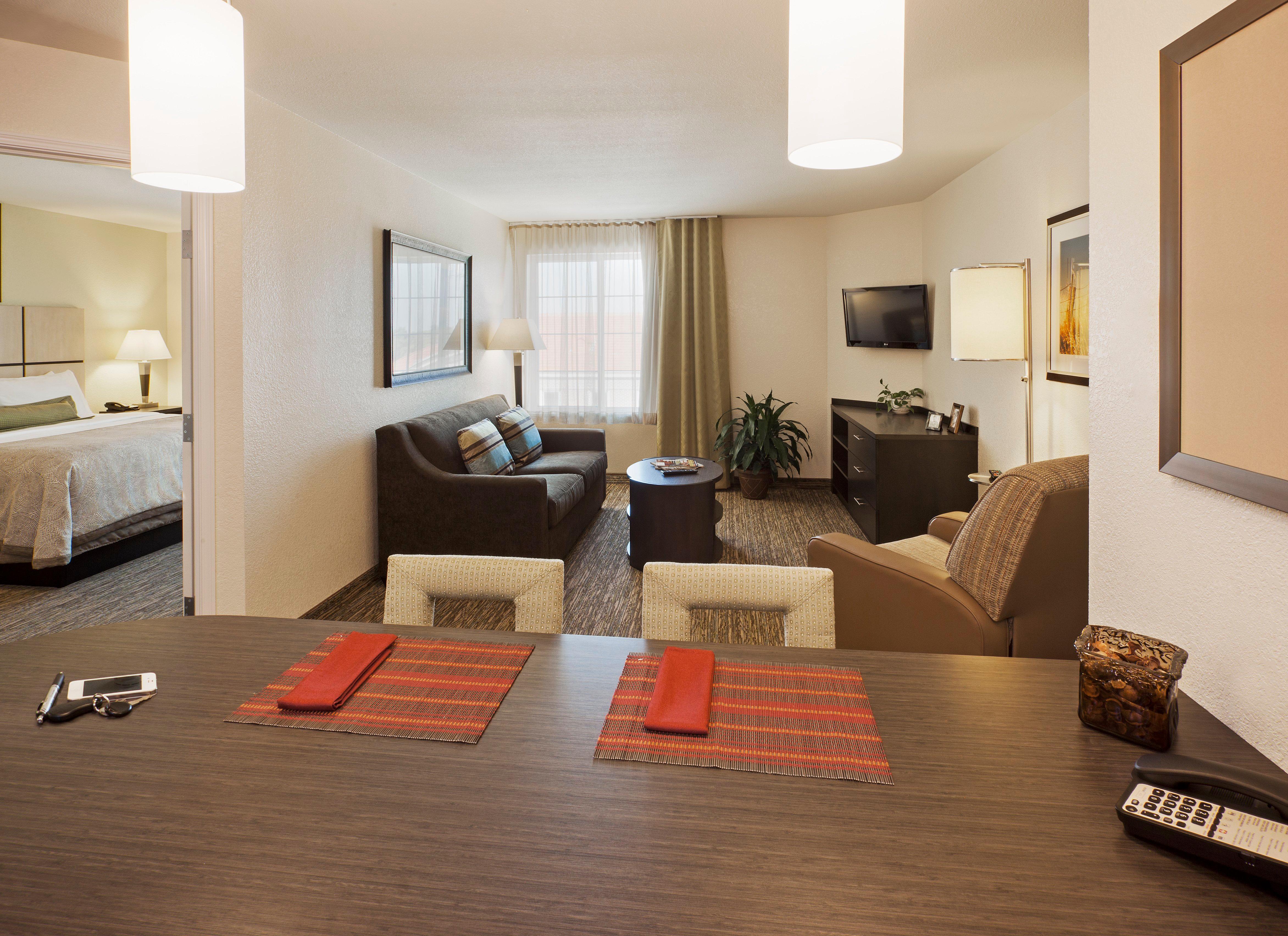 Candlewood By Ihg Hotel