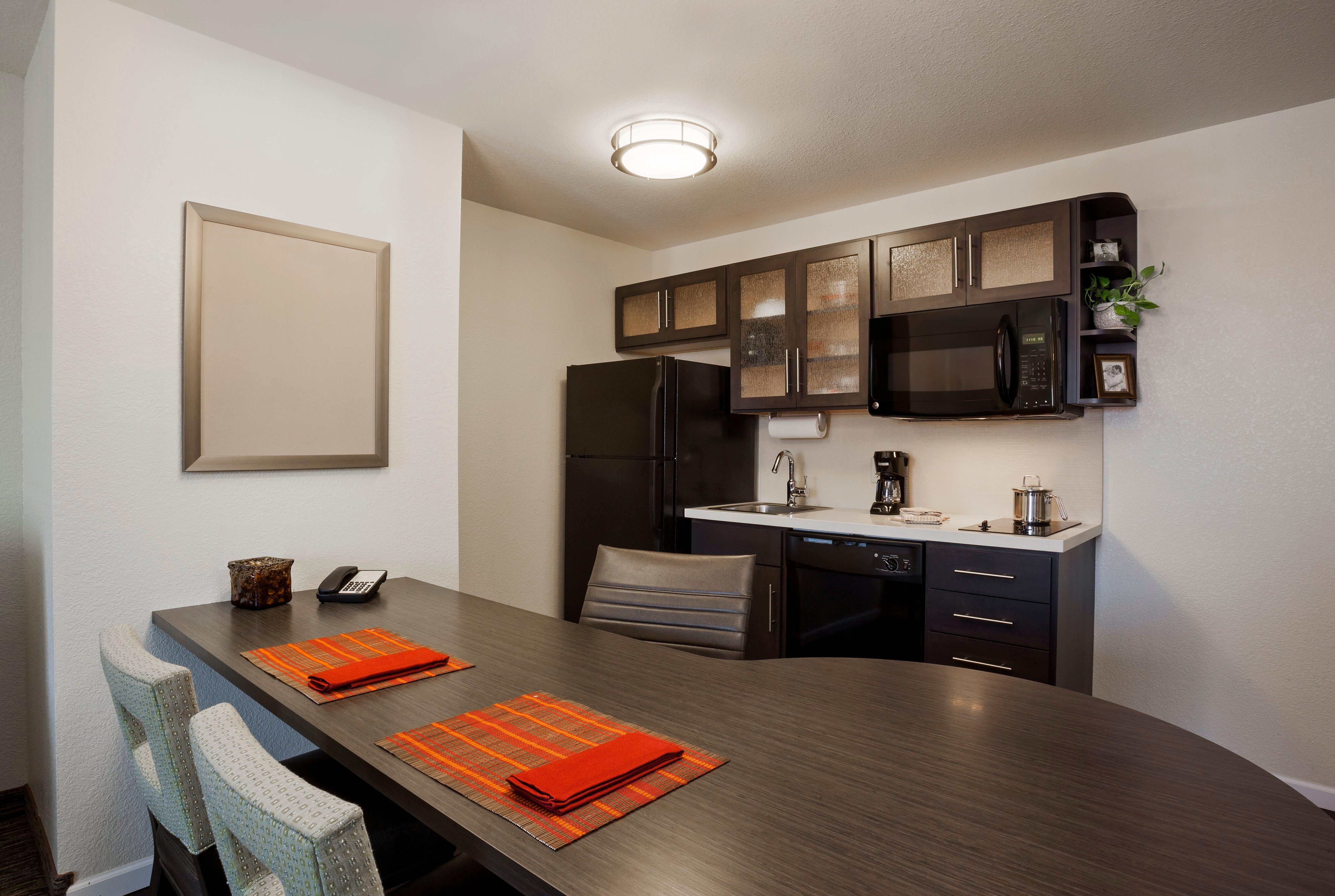 Candlewood By Ihg Hotel 2*