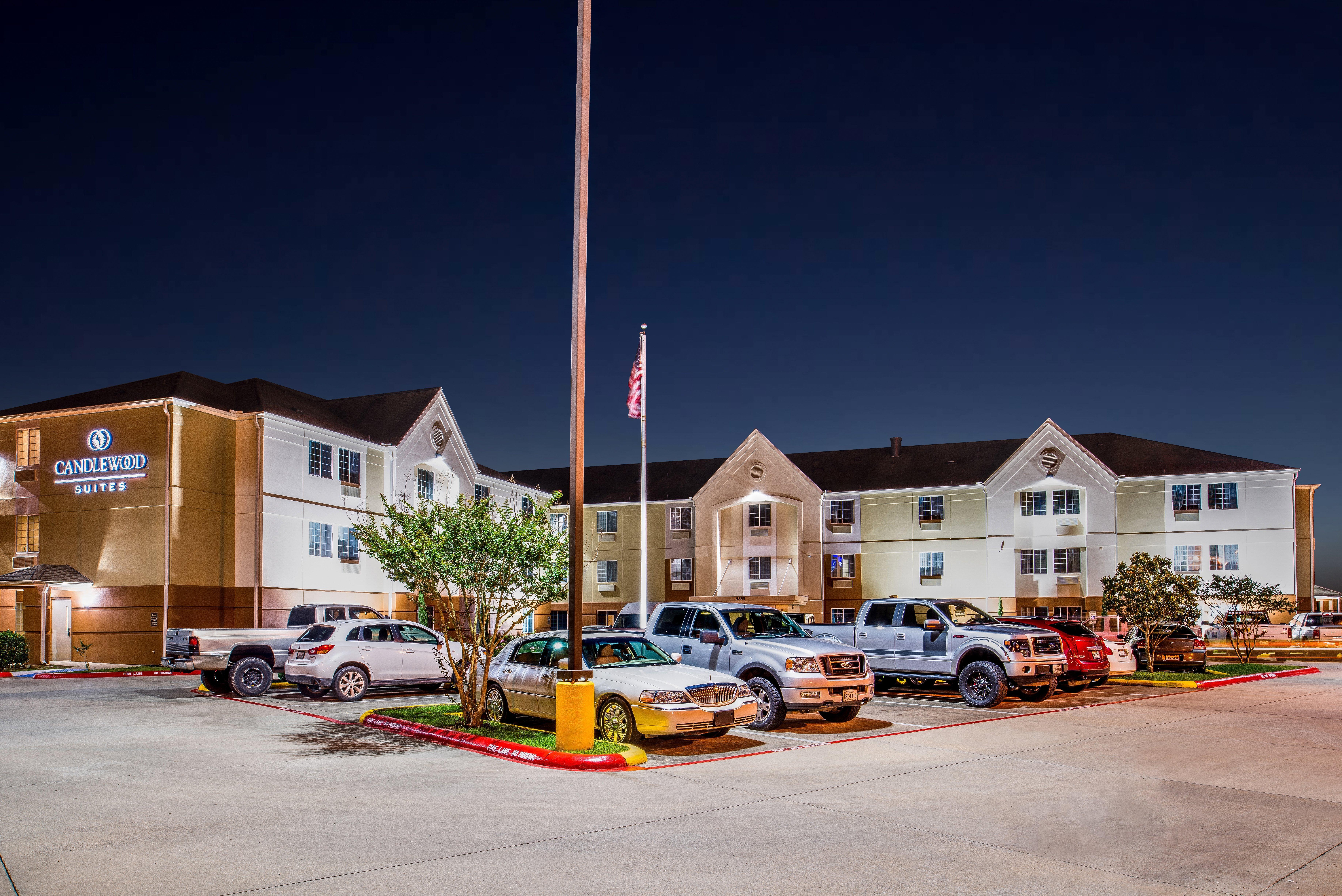 Candlewood By Ihg Hotel