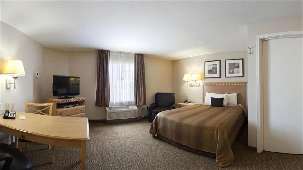 Hotel Candlewood By Ihg 2*