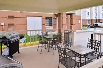 Candlewood By Ihg 2* Beaumont